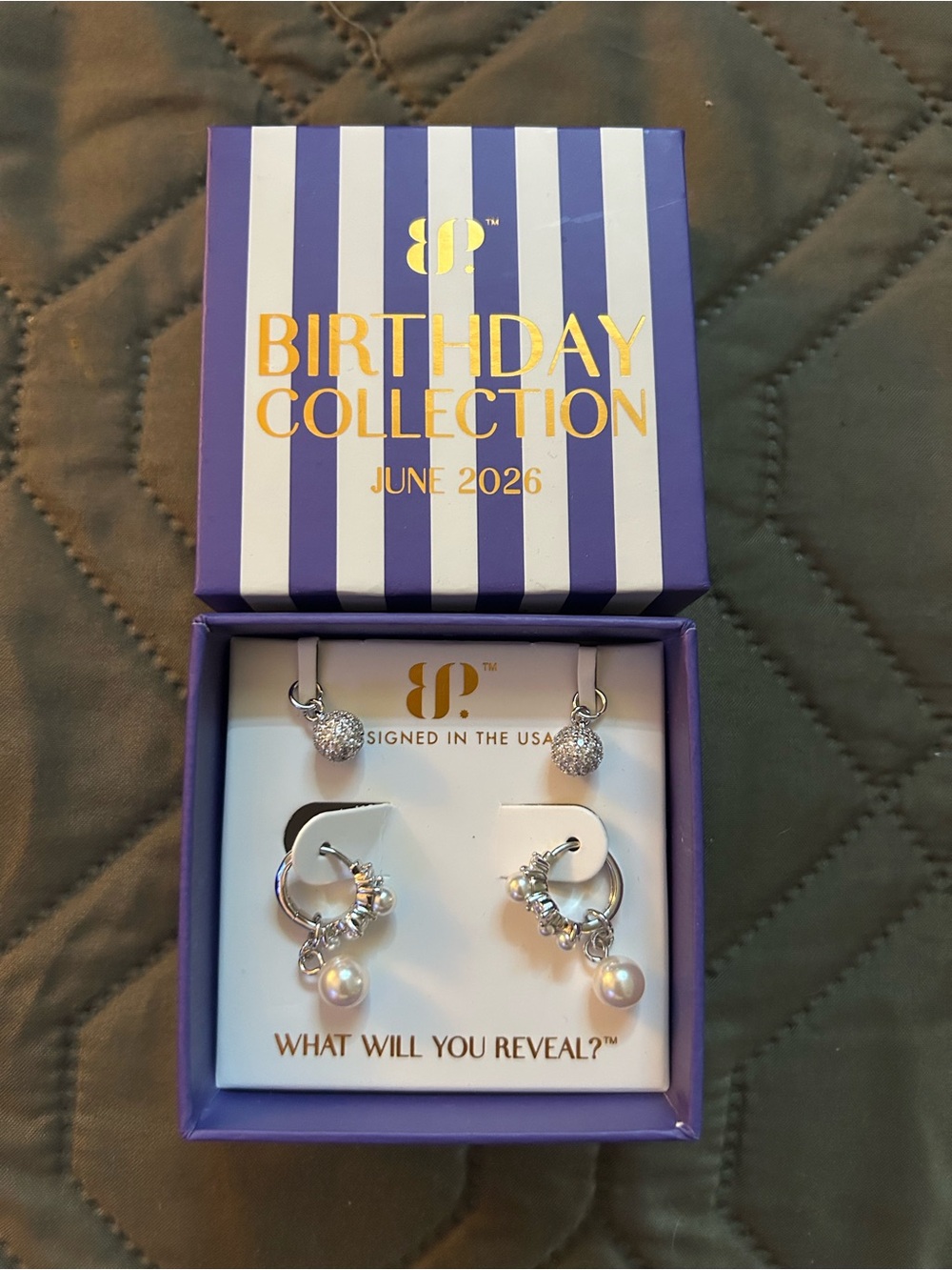 RARE UNICORN 🦄 | Bomb Party | June 2026 | Amour Pearl Earrings |NWT